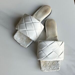 Bottega Veneta White Quilted Sandals